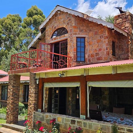 Alm-Ue Villa Dullstroom Buitenkant foto