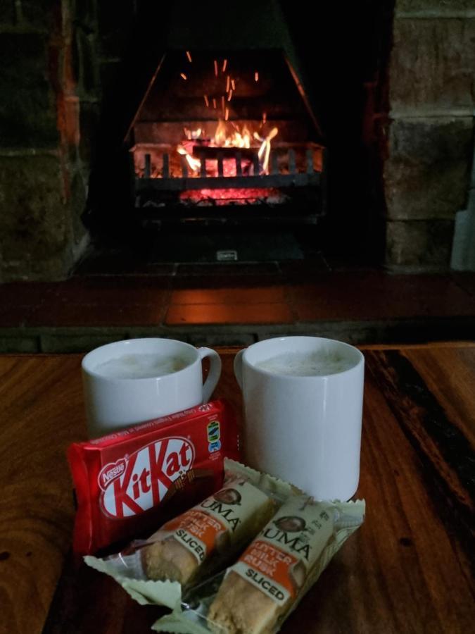 Alm-Ue Villa Dullstroom Buitenkant foto