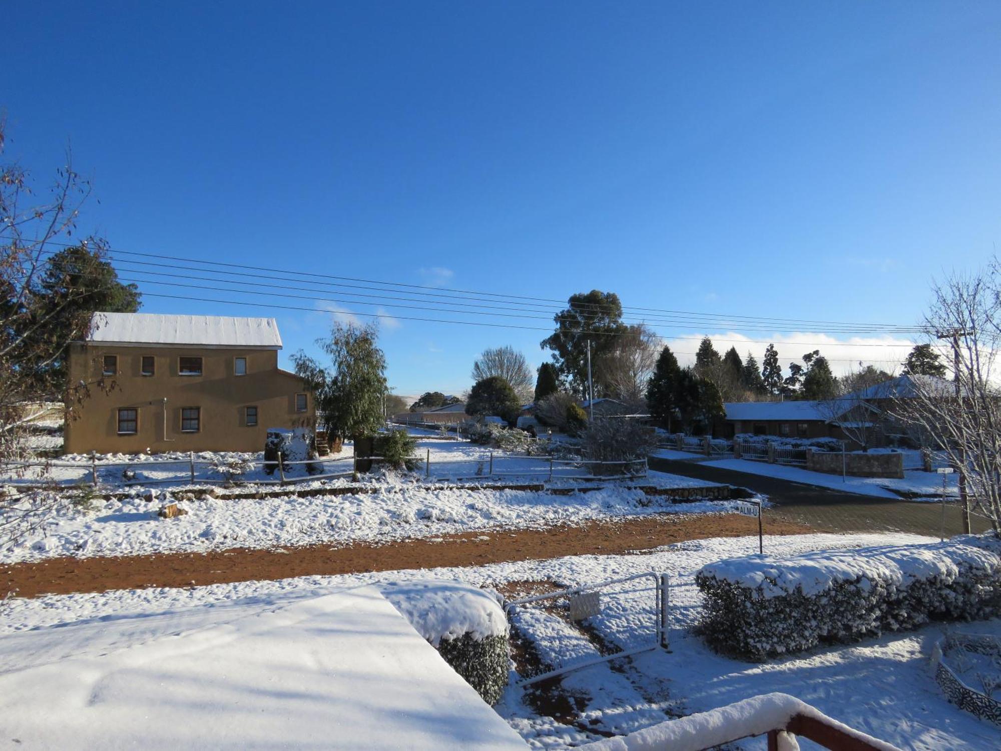 Alm-Ue Villa Dullstroom Buitenkant foto