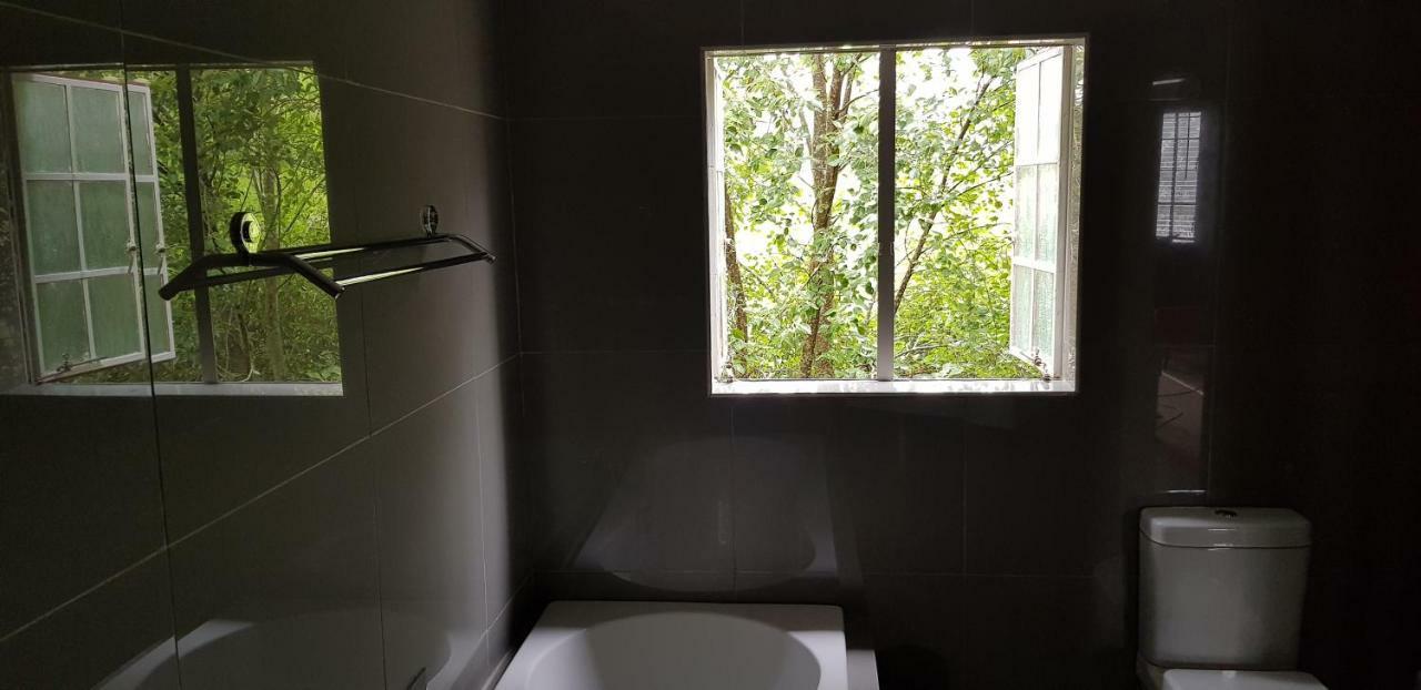 Alm-Ue Villa Dullstroom Buitenkant foto