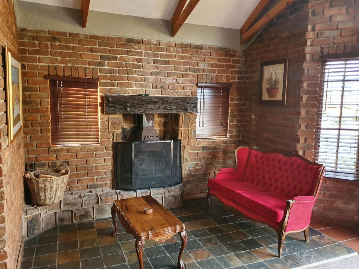 Alm-Ue Villa Dullstroom Buitenkant foto